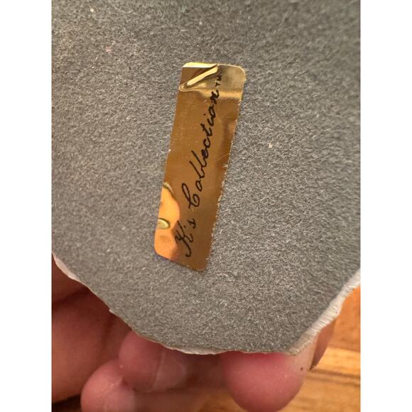 VTG Ks Collection Christmas figurine 5 Inch tall Resin penguin - Picture 5 of 5